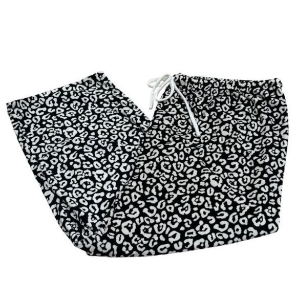 NEW Anne Klein White and Black Cheetah Animal Print Pajama Set Cozy Holiday 3X - Picture 3 of 10